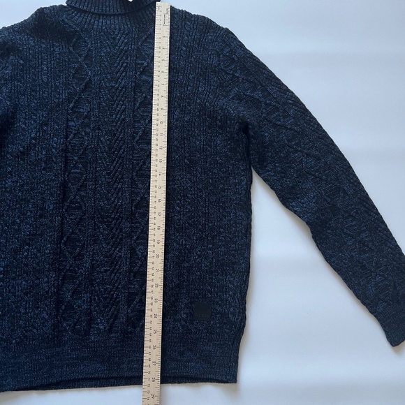 NWT GUESS Men's Ron Turtleneck Knit Sweater Size XL Black Blue Marbled MSRP $98 - Picture 5 of 14